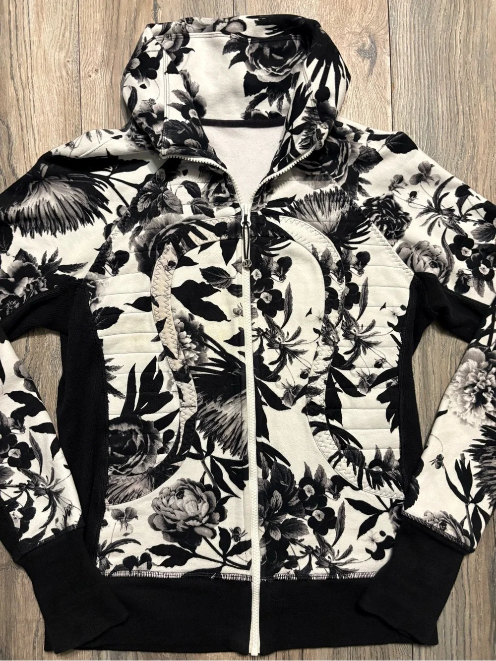 Lululemon floral scuba jacket